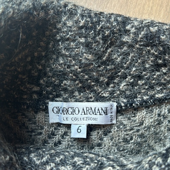 Vintage Giorgio Armani Merino Wool sweater - Picture 8 of 10